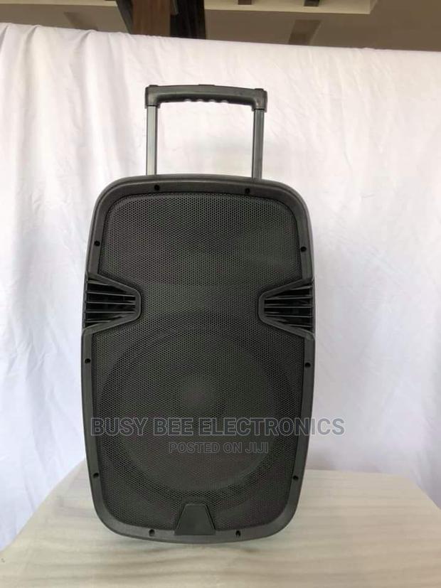 JBL 15" Powered Speaker - thumbnail 2