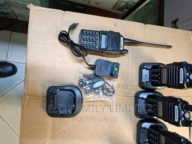 8KM Baofeng UV82 Walkie-Talkie