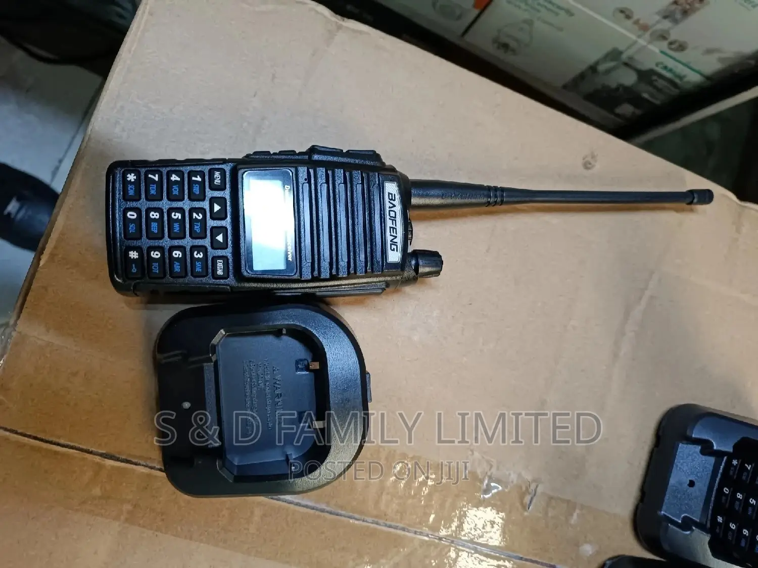 8KM Baofeng UV82 Walkie-Talkie