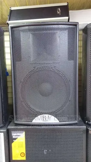 Martin Audio Monitor F12