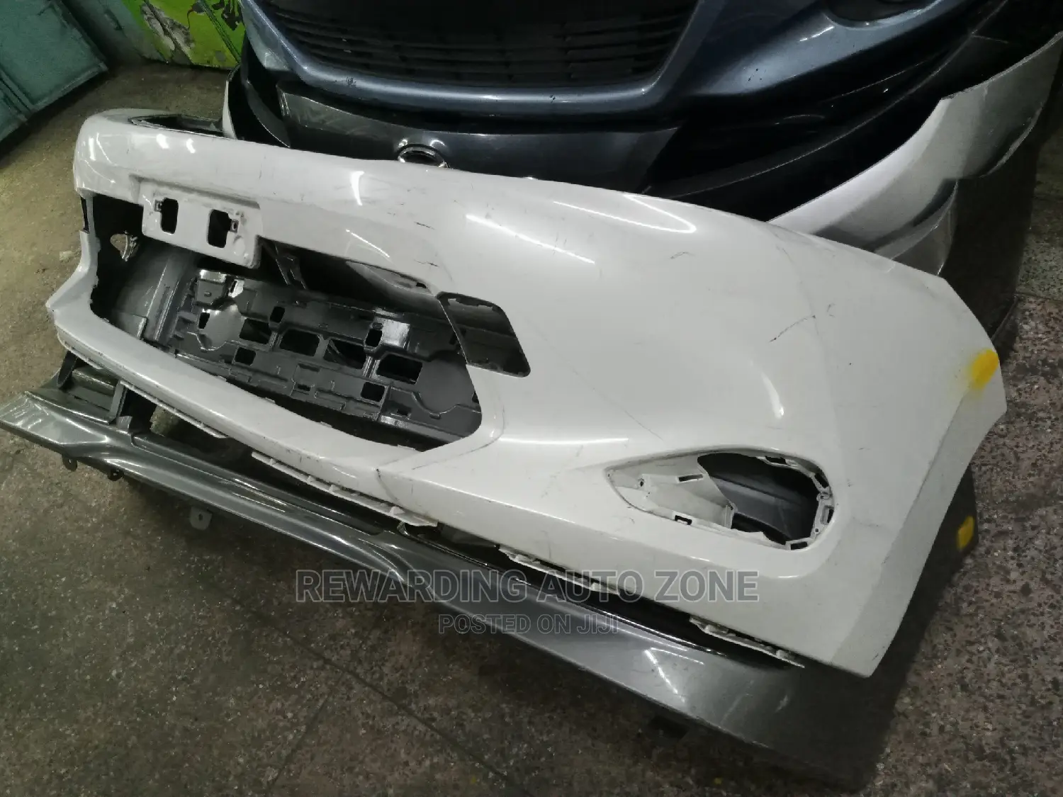 Harrier 2015 Front Bumper Shell.