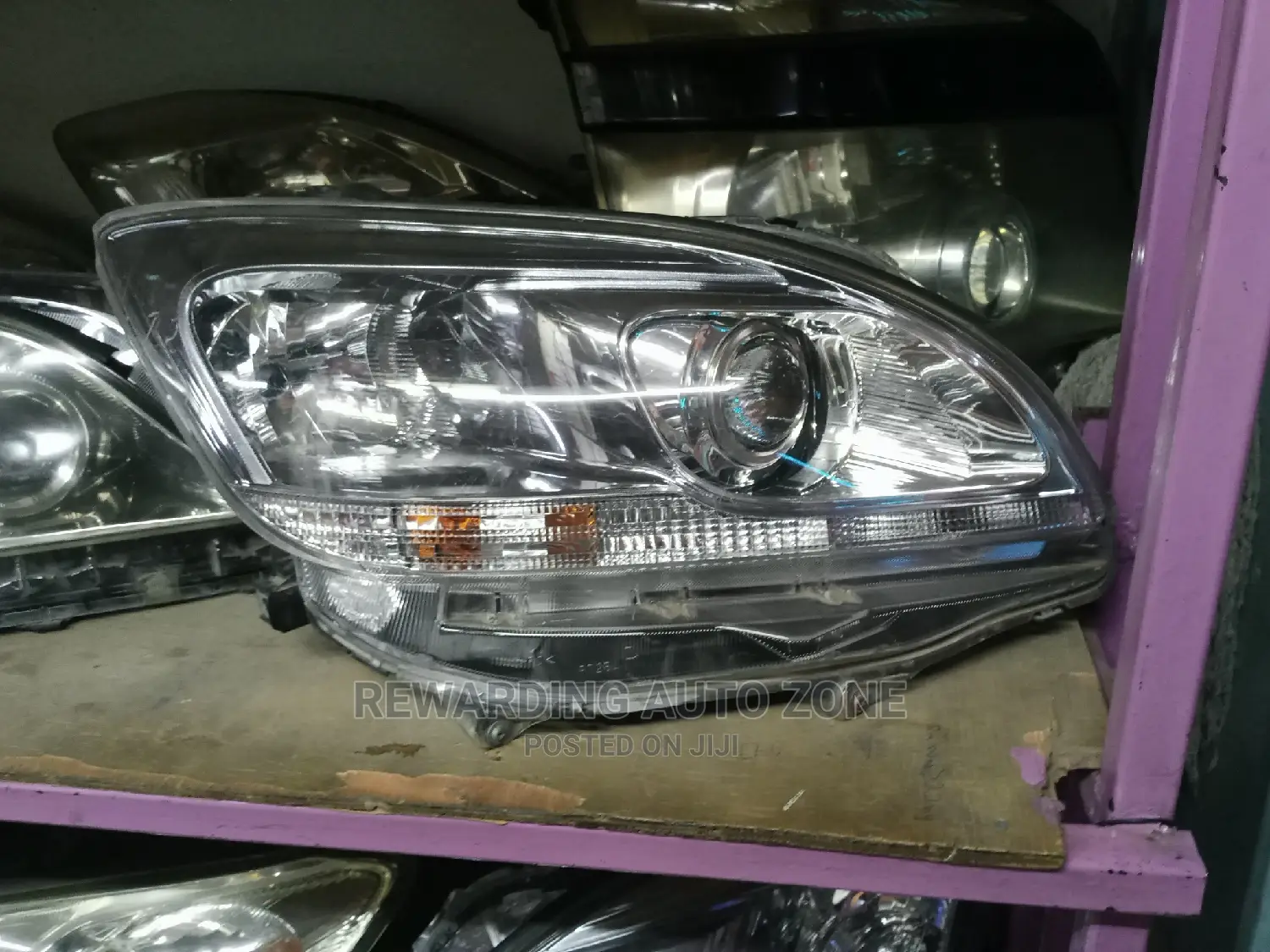 Markx Zio Headlight Xenon Type.