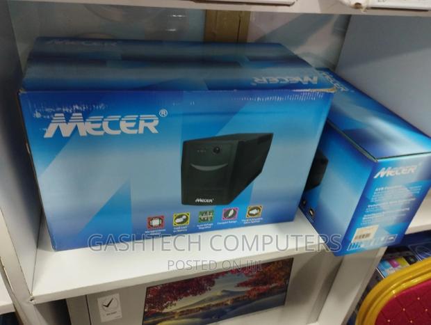 Mecer 2000va UPS - main view