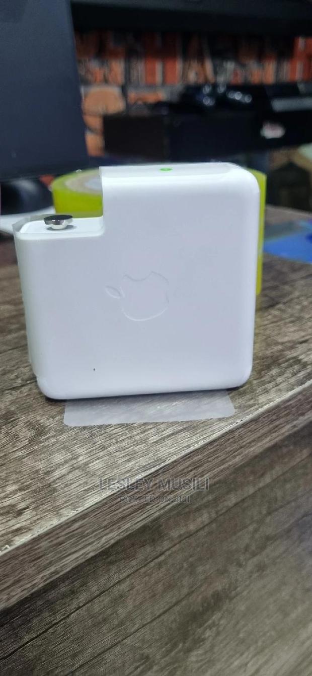 Macbook Usb-C Power Adapter 96W
