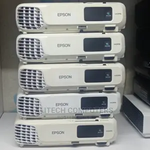 Epson Eb-S18 Projector