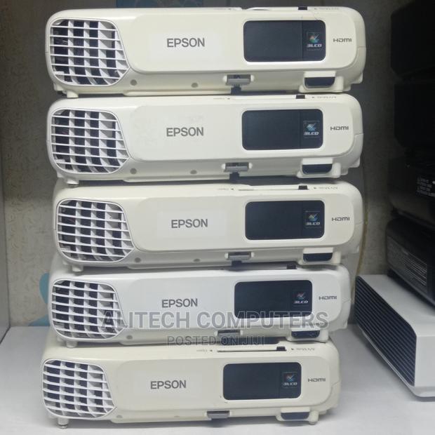 Epson Eb-S18 Projector - thumbnail 3
