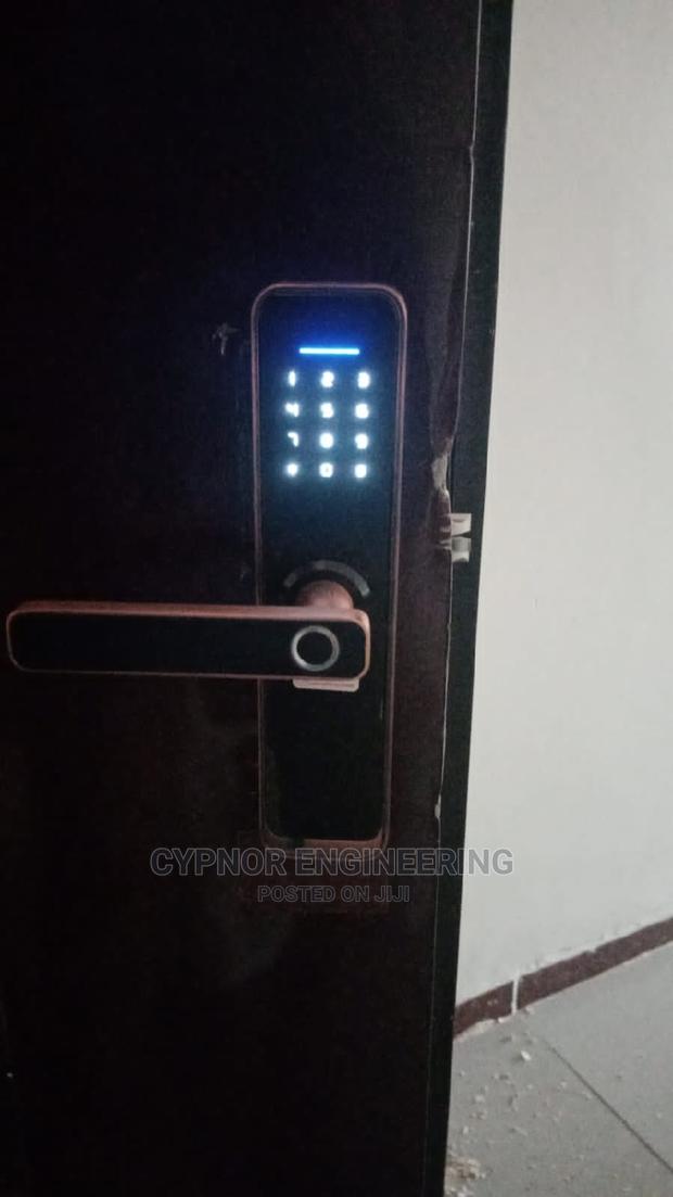 Biometric Intelligent Lock With Enhanced Accuracy - main view