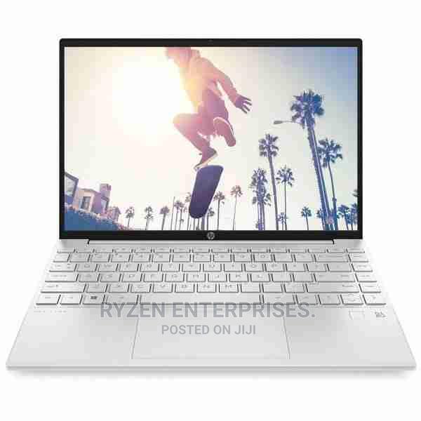 New Laptop HP Pavilion 13 8GB AMD Ryzen 5 SSD 512GB