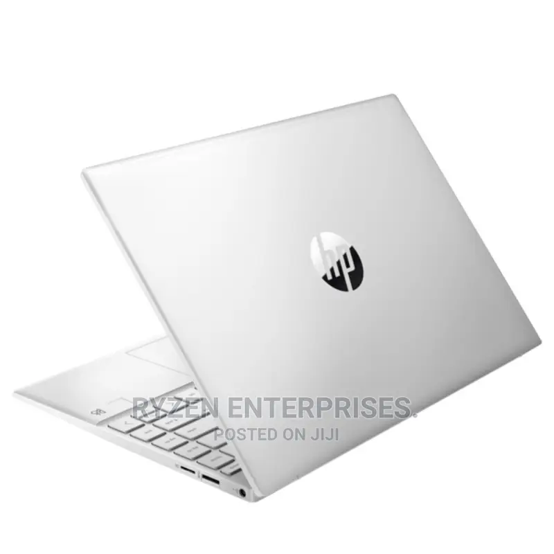 New Laptop HP Pavilion 13 8GB AMD Ryzen 5 SSD 512GB