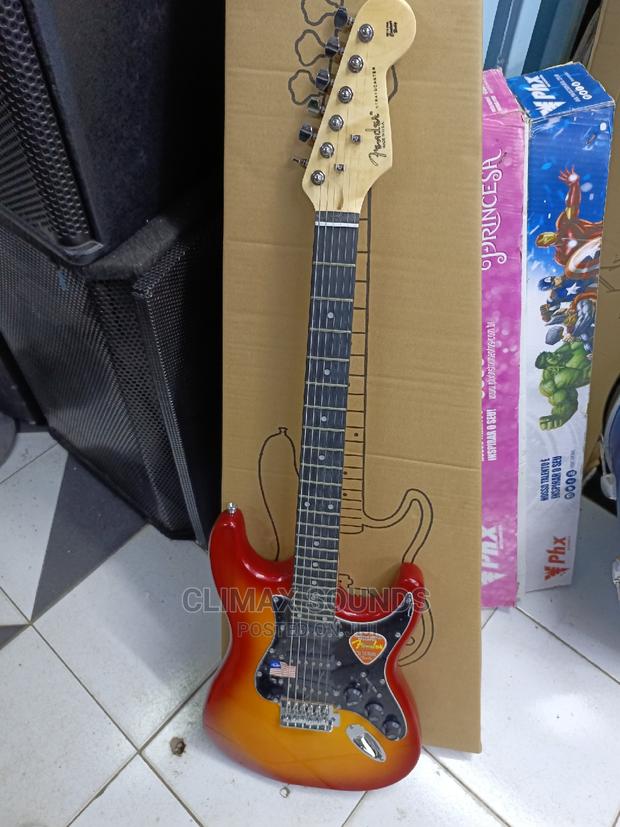 Solo Guitar  Fender Stratocaster - main view