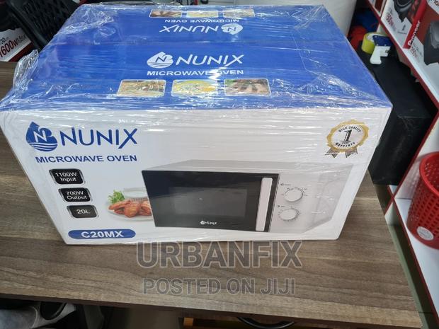 Nunix 20 Litre Microwave Oven With Knob and Timer - main view