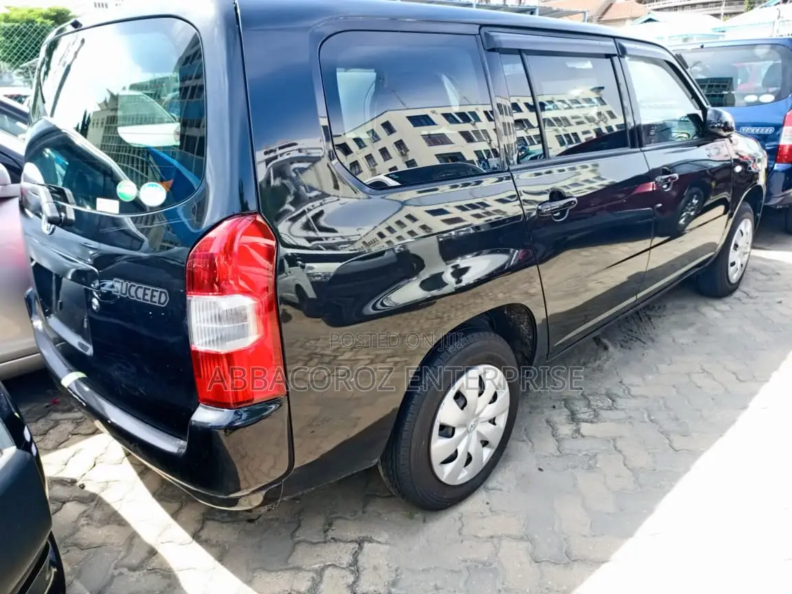 Toyota Succeed 2017 Black
