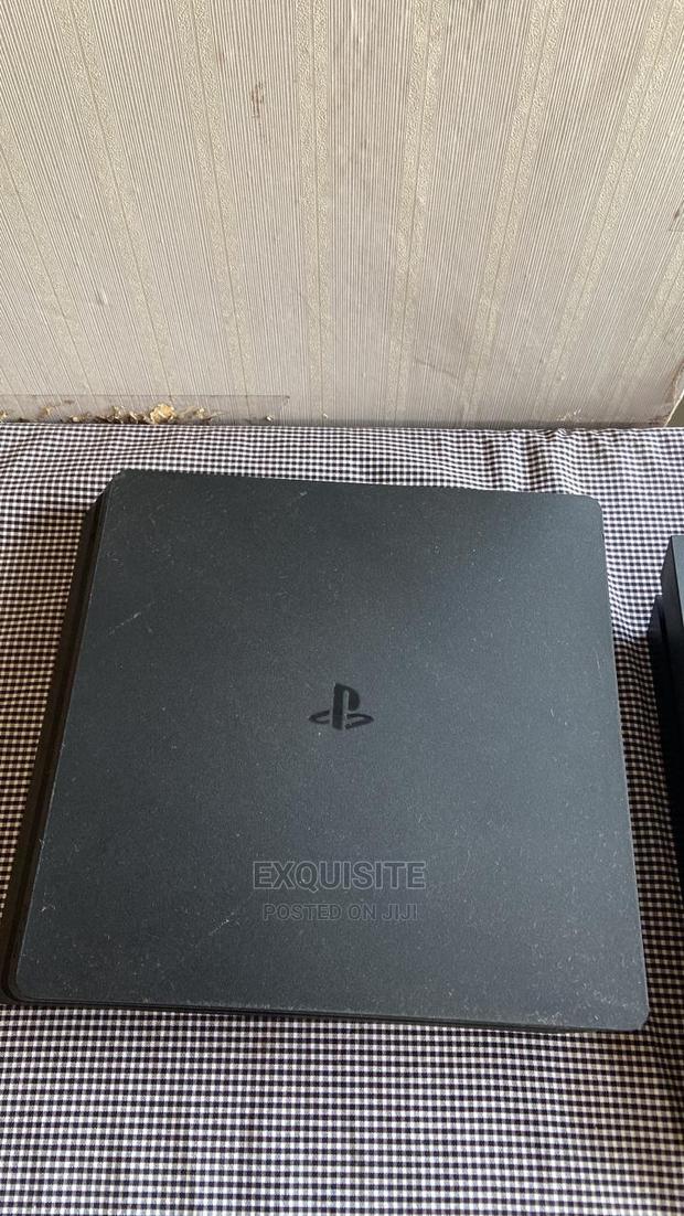 Playstation 4 Slim 500gb - thumbnail 4
