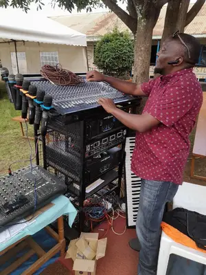 Pa System SOUND SYSTEM for Hire,Dj Services and Mc