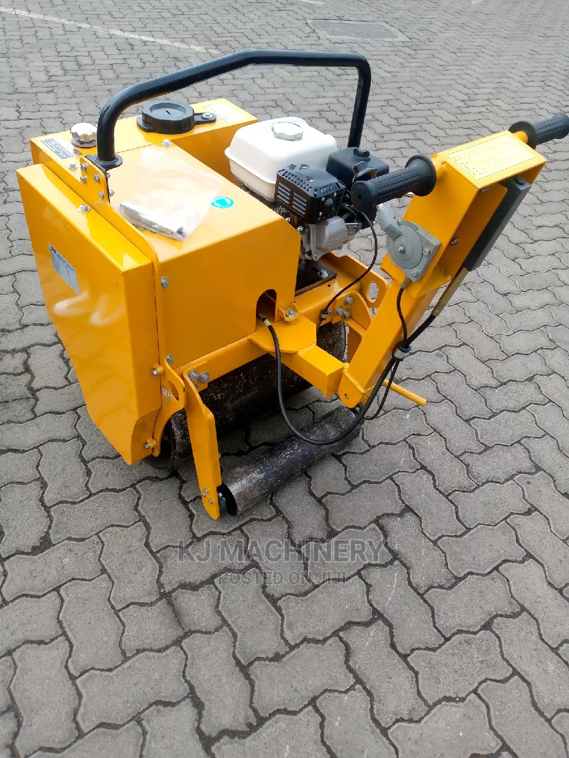 Single Vibratory Roller Drum -1.5 Tonnes