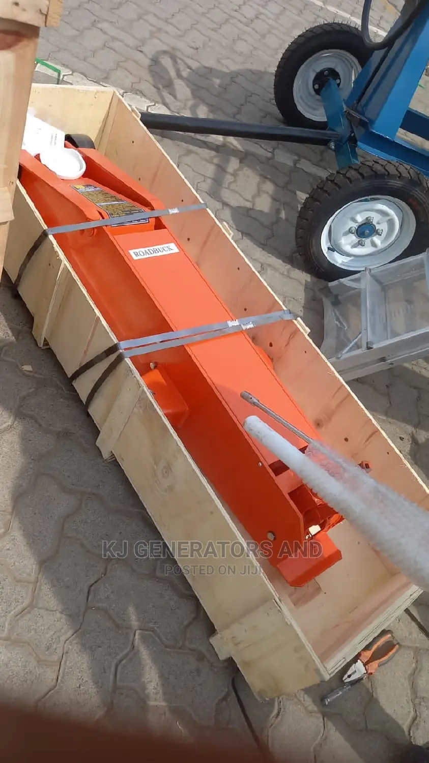(Roadbucks)Trolley Jack 10tonne.
