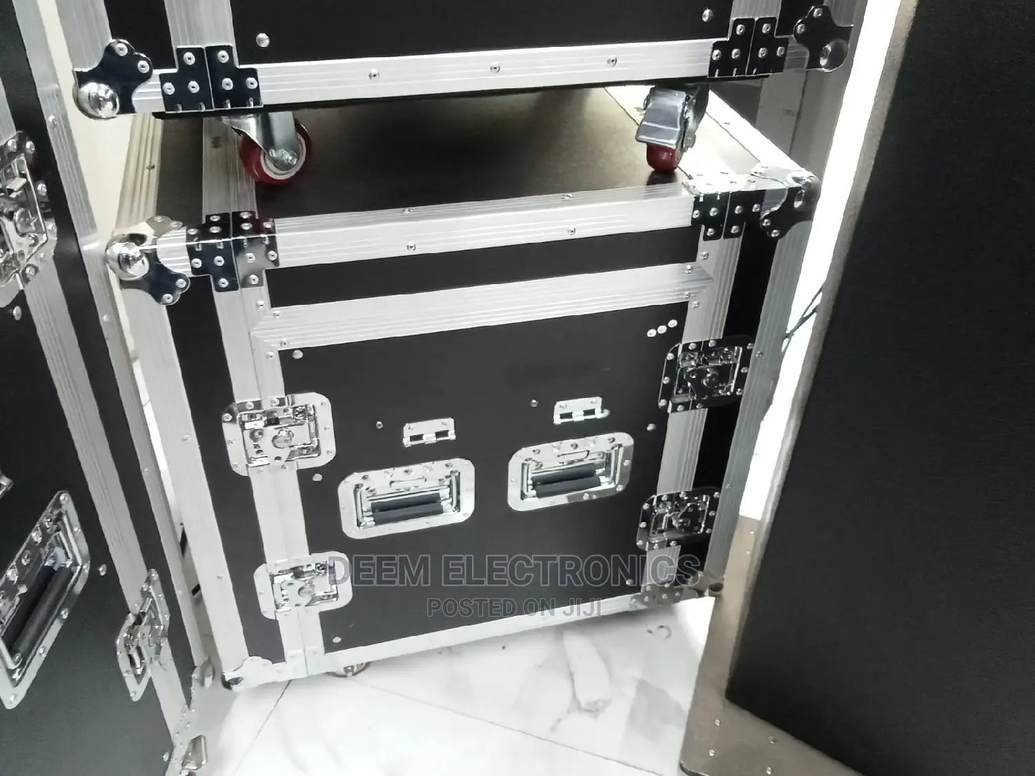 Rack 9units