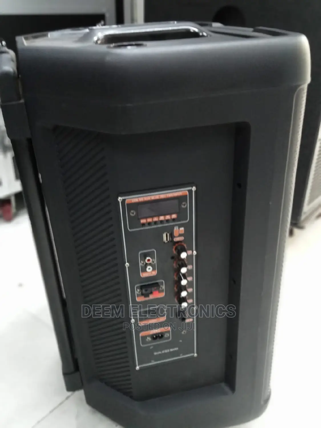 Powered Speaker 15"