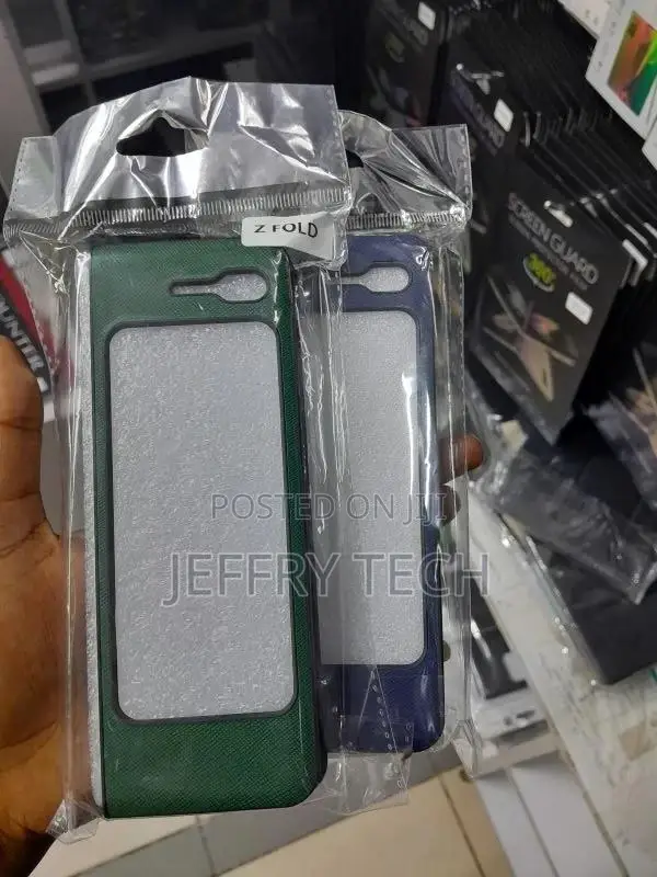 Samsung Galaxy Z Fold 3 Silicone Cover