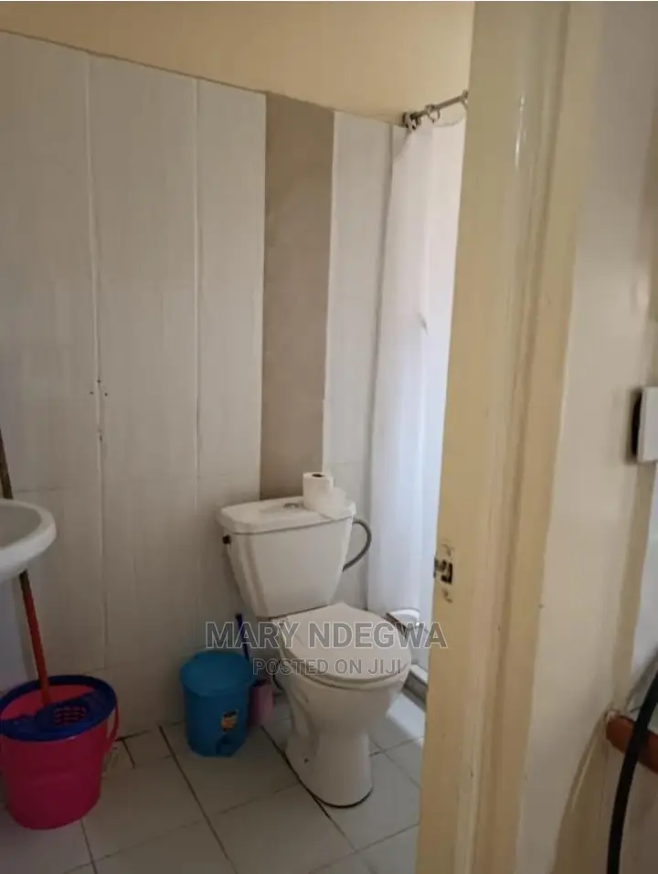 Air BNB Studio in Ngara With a Rooftop Pool and Cityview