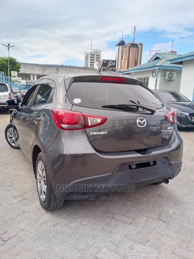 Mazda Demio 2016 Pink - thumbnail 7