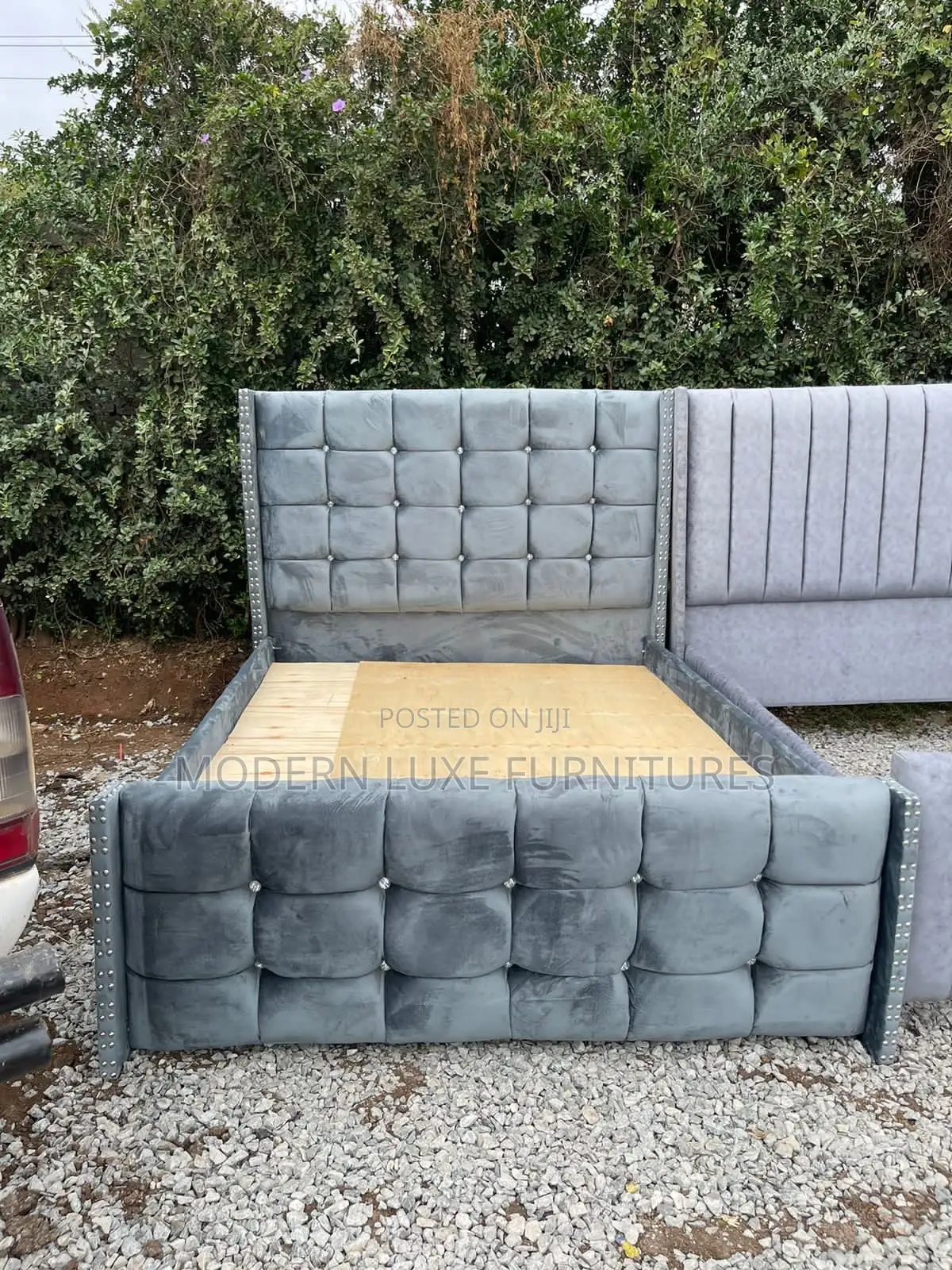 5/6 Fabric Bed