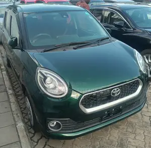 Toyota Passo 1.0 AWD 2016 Green