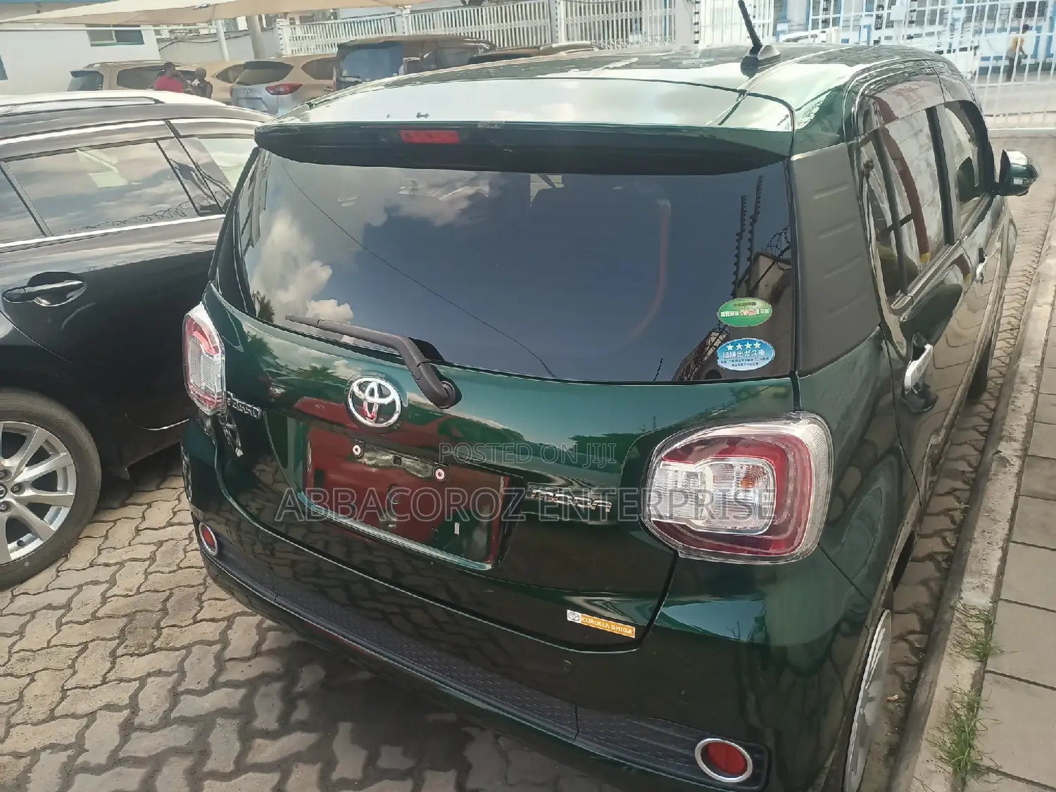 Toyota Passo 1.0 AWD 2016 Green