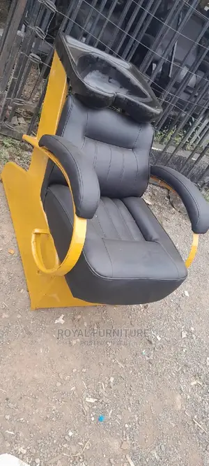Salon Kinyozi Sinks