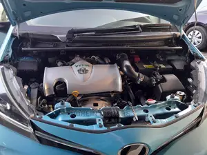 Toyota Vitz 2016 Blue