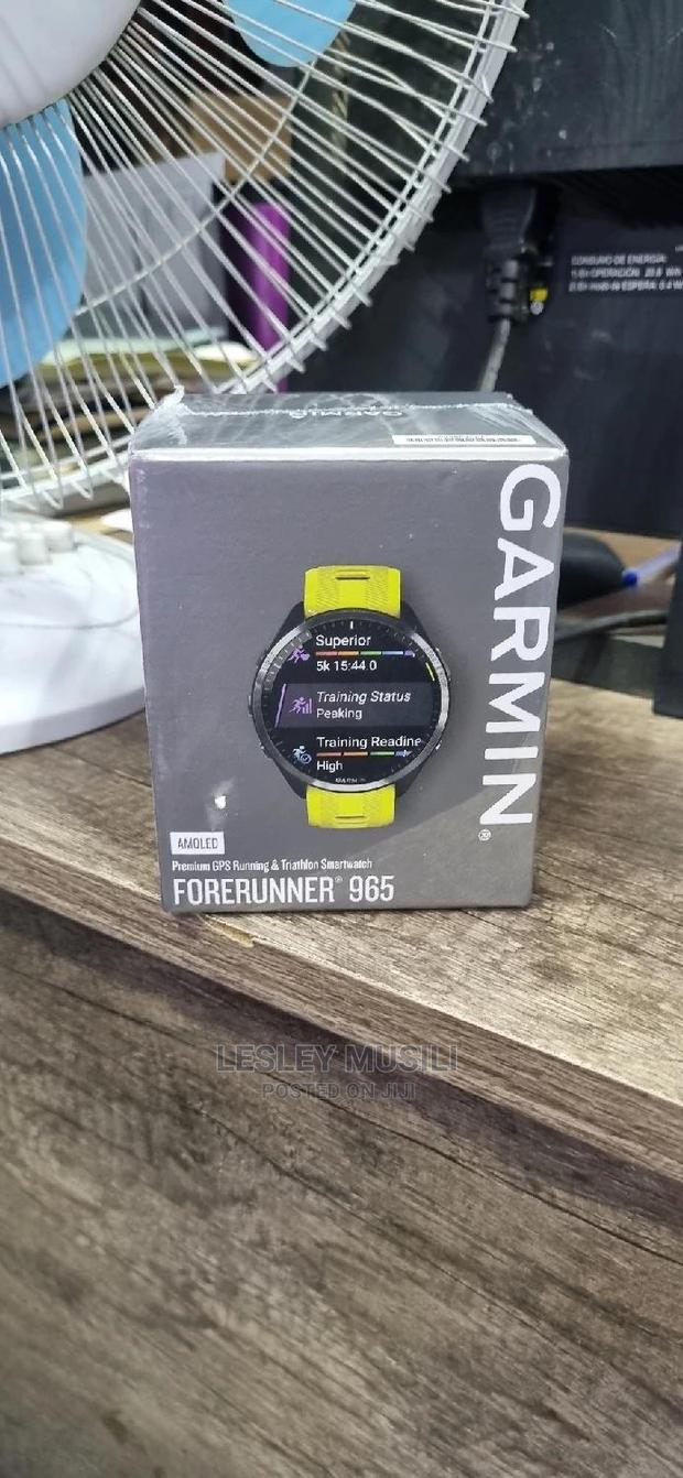 Garmin Forerunner 965 Amoled (Yellow) - main view