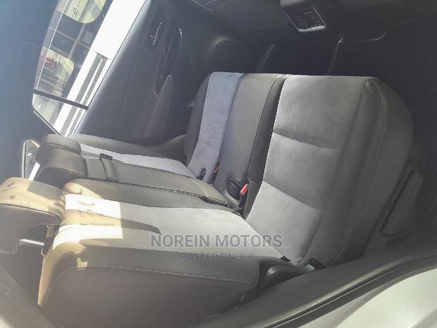 Toyota Harrier 2016 Off white - thumbnail 3