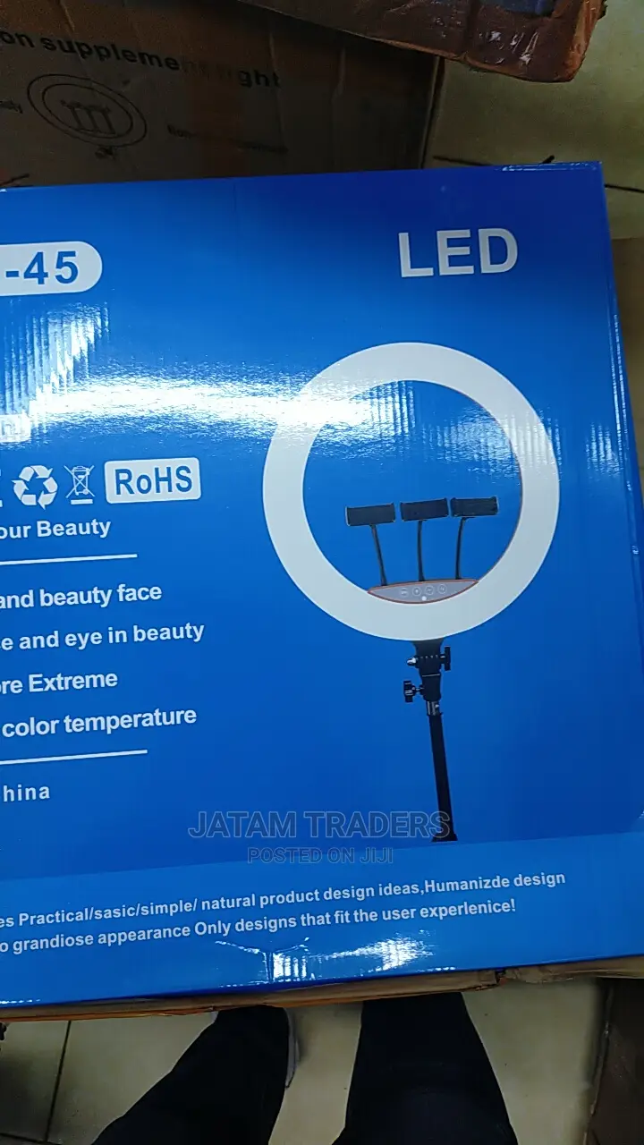 22 Inches Ring Lights With Tripods And Remote Control