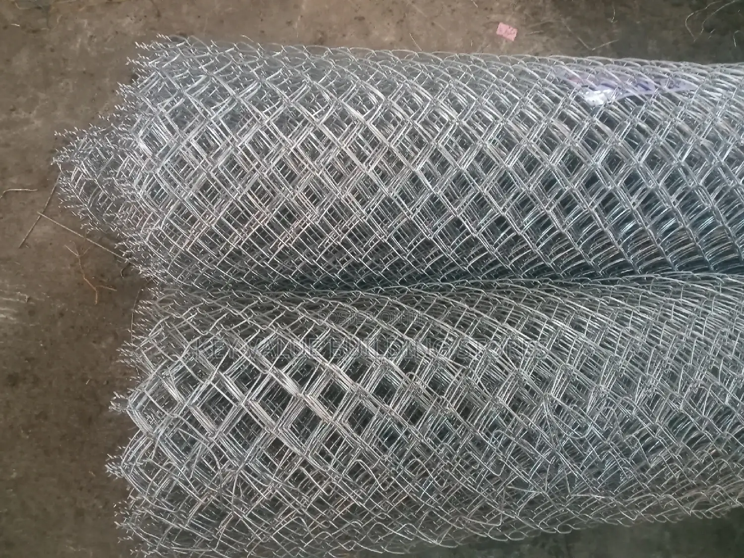 Galvanized Chainlink Medium Size