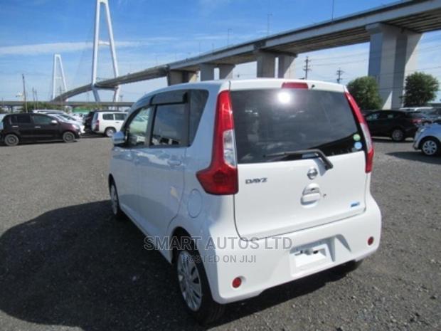 Nissan Dayz 2016 White - thumbnail 3