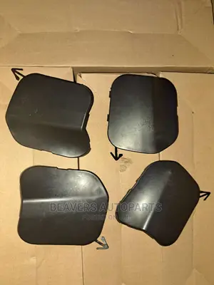 Xtrail T32 Bumper Towing Cover
