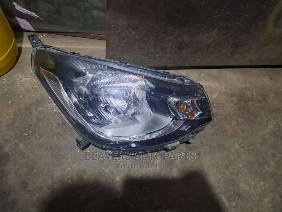 Nissan Dayz Headlight