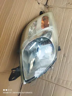Vitz 2005-2007 Headlight