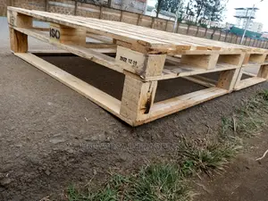 Pallet Beds - Unique Raised 4*6 Wooden Pallet Bed