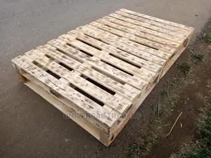 Simple Pallet Bed - Torched 4*6 Pallet Bed