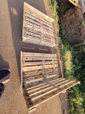 Wooden Pallets Beds - All Sizes - 4*6/5*6/6*6 Now Available