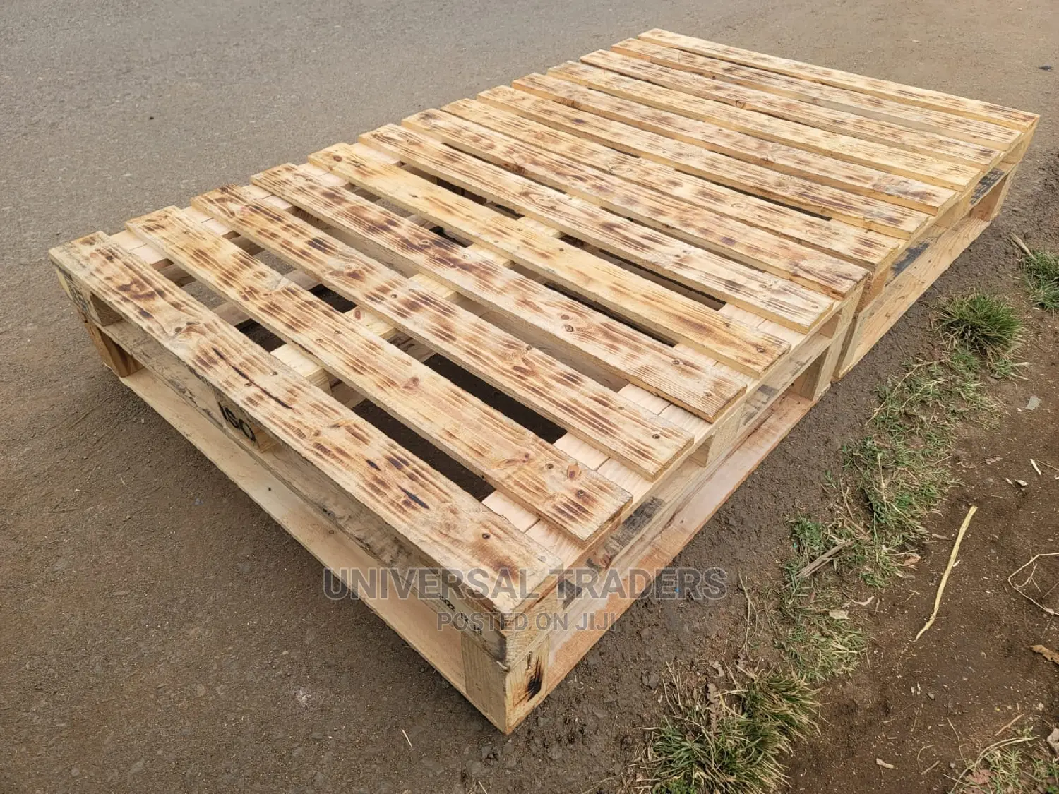DIY Detachable/Attachable Wooden Pallet Bed - 4*6 Ft