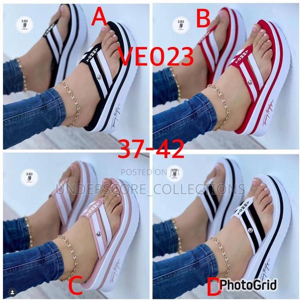 High-End Tommy Hilfiger Double Sole Ladies