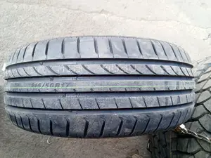 215/50r17 Vantage