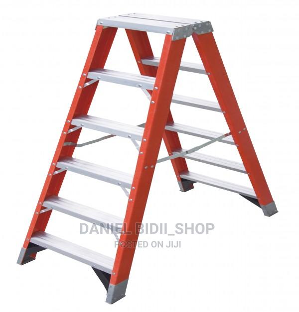 Fibreglass Double Sided Three Step Ladder (3.01M)