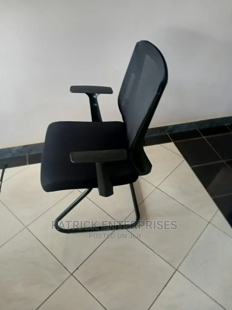 Executive Midback Recliner Visitors Orthopedic Chairs