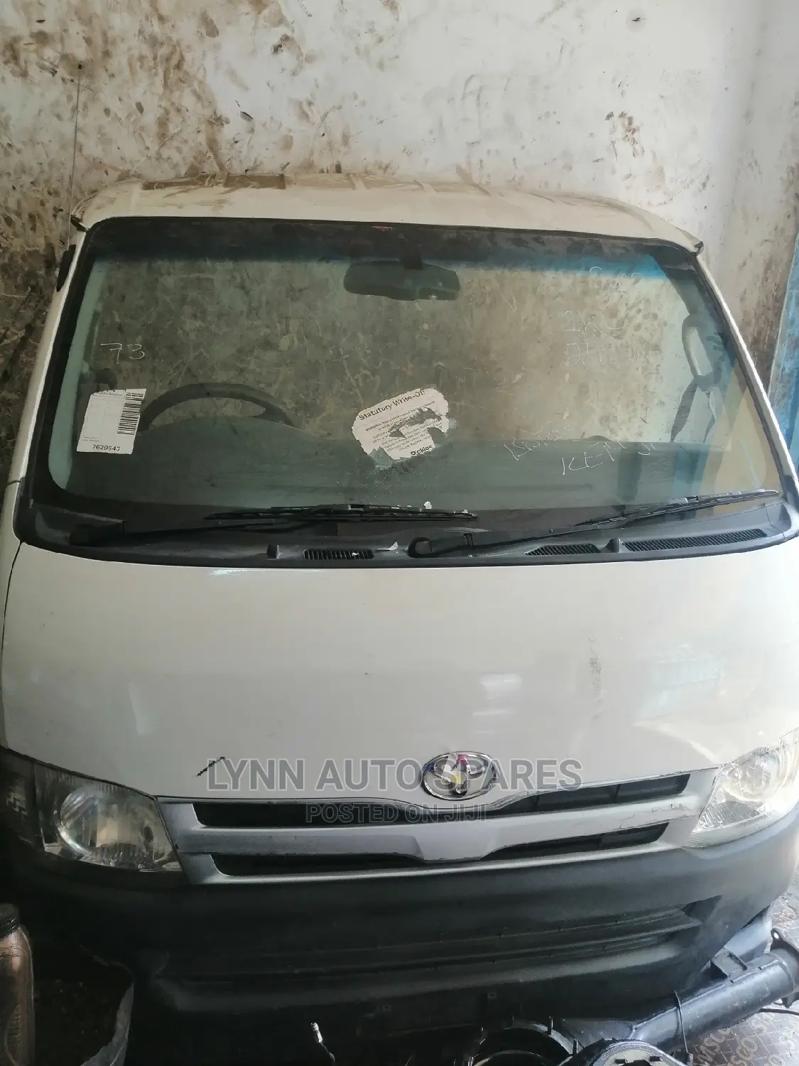 Toyota Hiace 7l Complete Nosecut