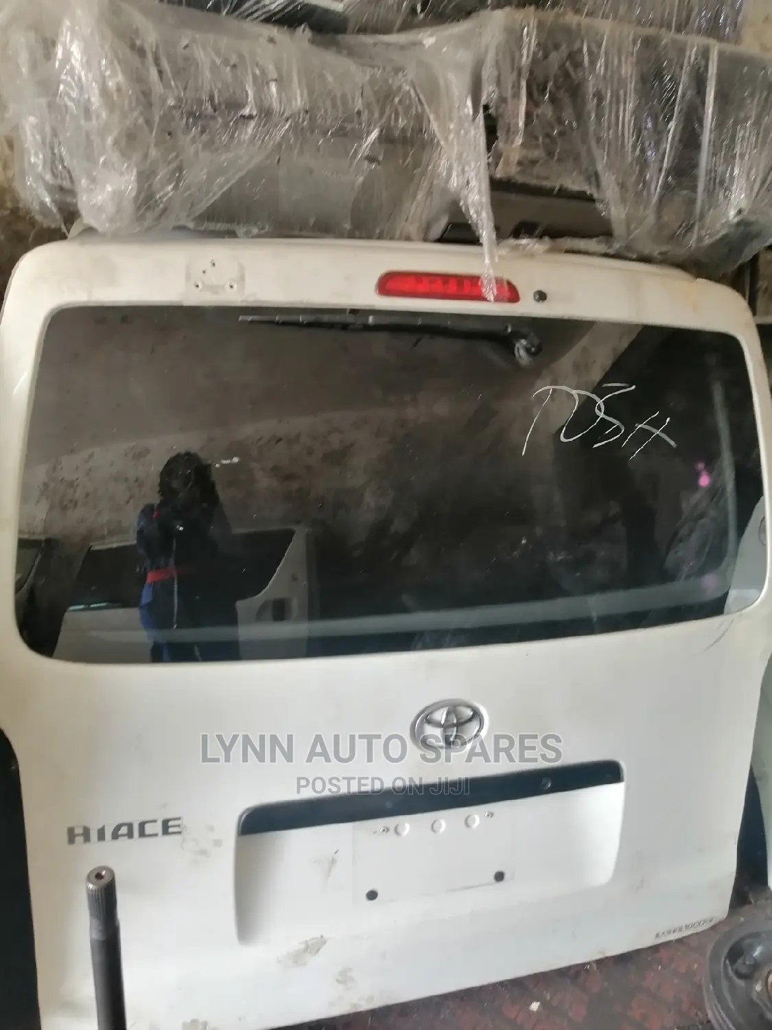 Toyota Hiace 7l Boot