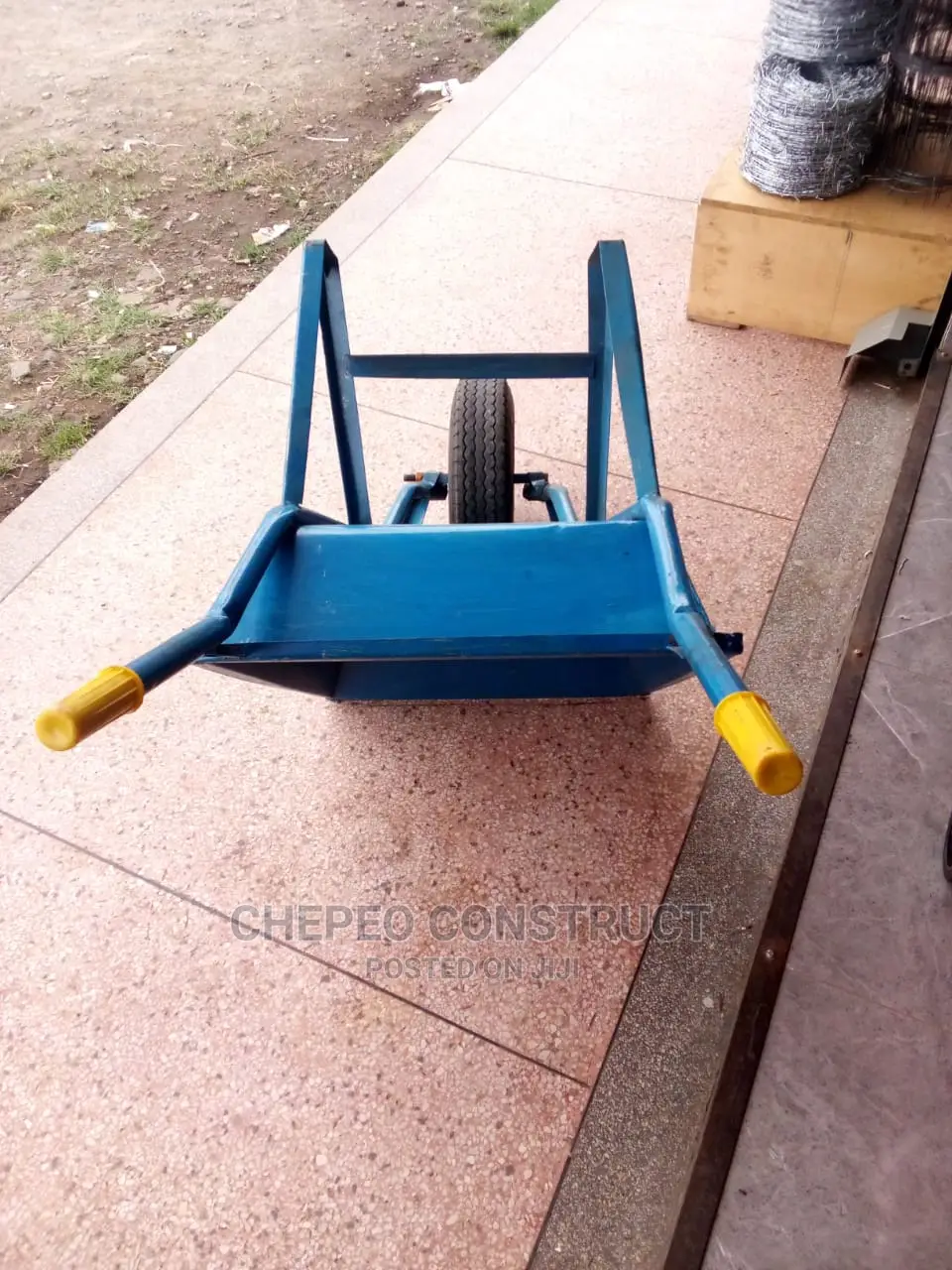 Wheelbarrow Heavy Duty and Affordable