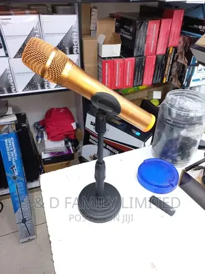 Roundbase Microphone Table Stand